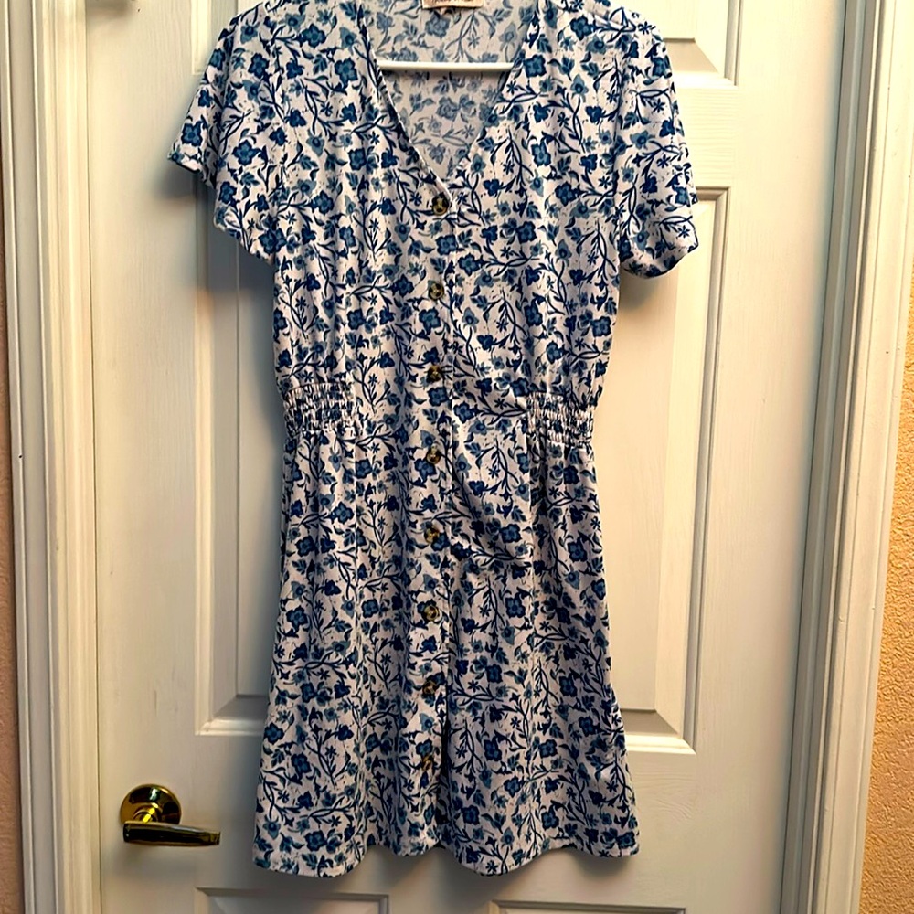 Harlow & Rose short sleeved dress